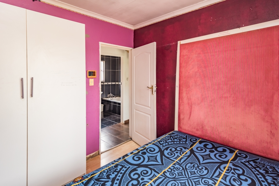 3 Bedroom Property for Sale in Protea Glen Gauteng