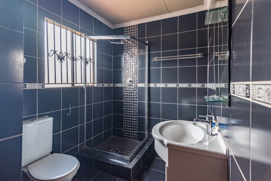 3 Bedroom Property for Sale in Protea Glen Gauteng