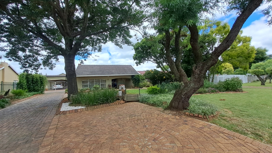 4 Bedroom Property for Sale in Ferryvale Gauteng