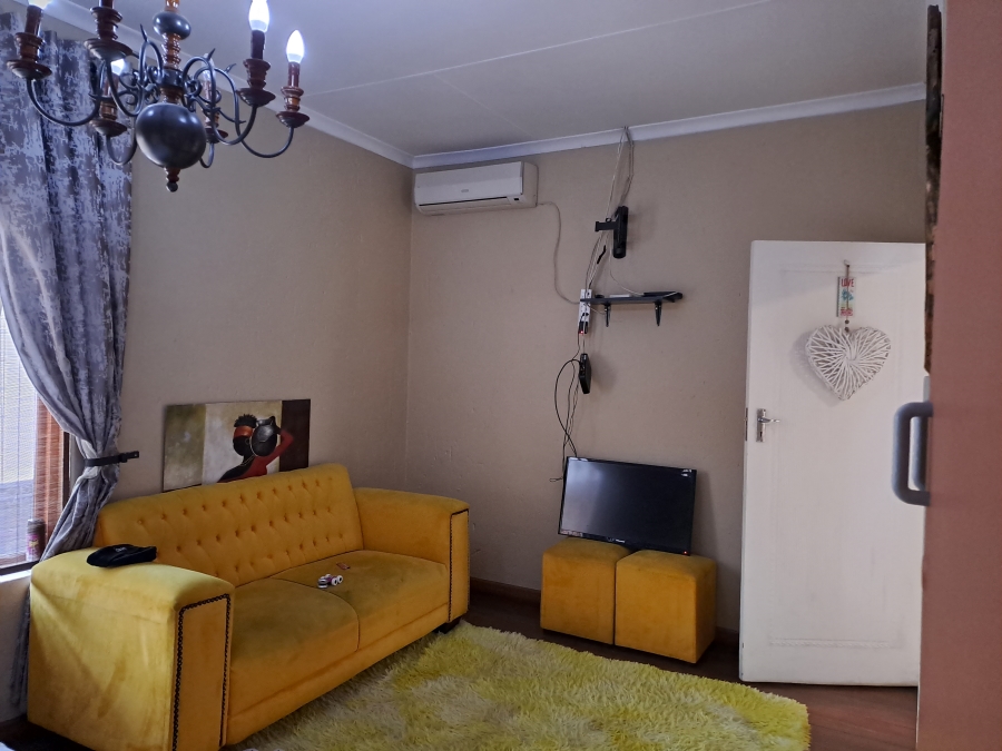 3 Bedroom Property for Sale in Dal Fouche Gauteng
