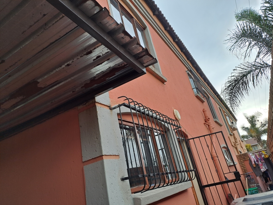 3 Bedroom Property for Sale in Dal Fouche Gauteng