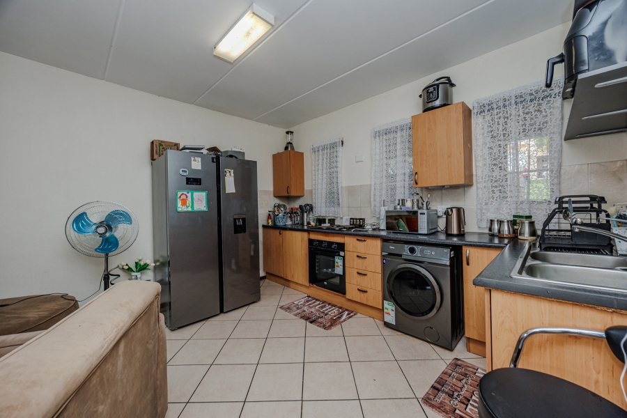 2 Bedroom Property for Sale in Laser Park Gauteng