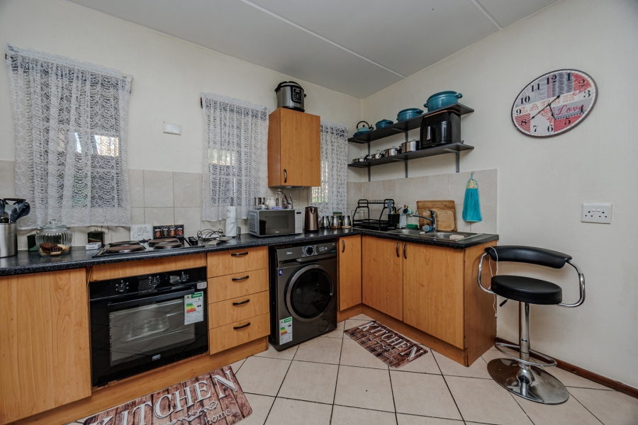 2 Bedroom Property for Sale in Laser Park Gauteng