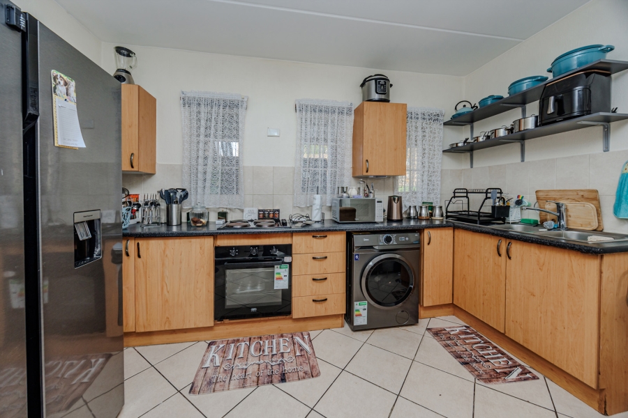 2 Bedroom Property for Sale in Laser Park Gauteng