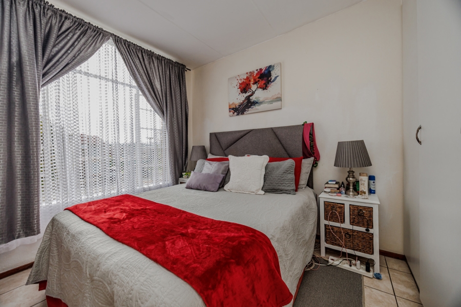 2 Bedroom Property for Sale in Laser Park Gauteng