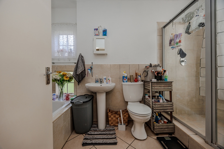 2 Bedroom Property for Sale in Laser Park Gauteng