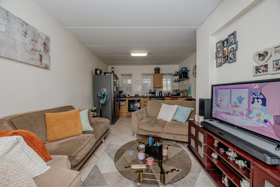 2 Bedroom Property for Sale in Laser Park Gauteng