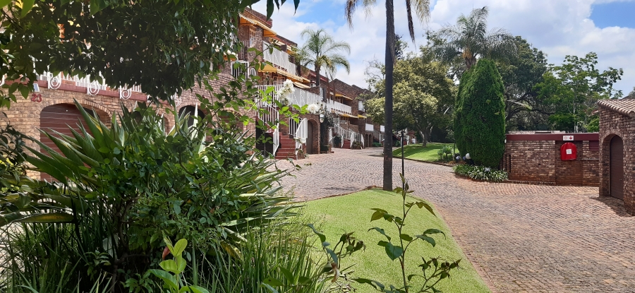 3 Bedroom Property for Sale in Waterkloof Gauteng