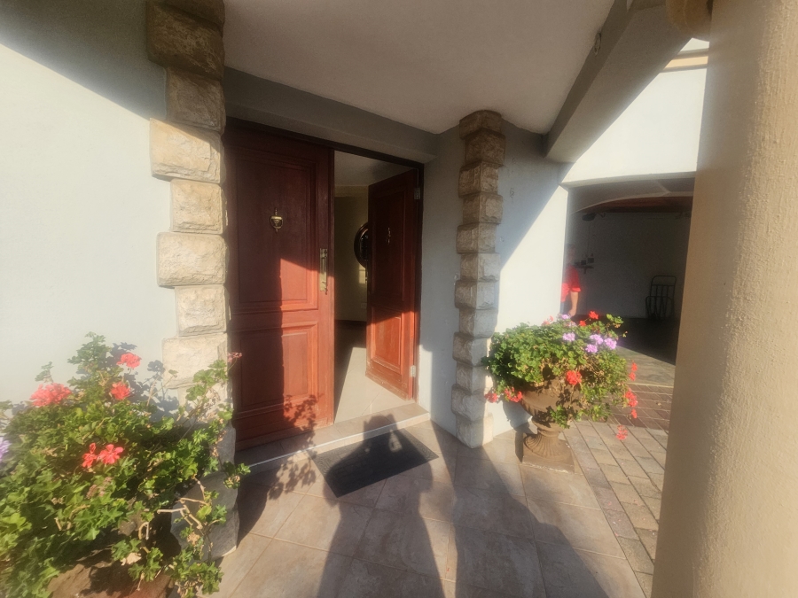 4 Bedroom Property for Sale in Selcourt Gauteng