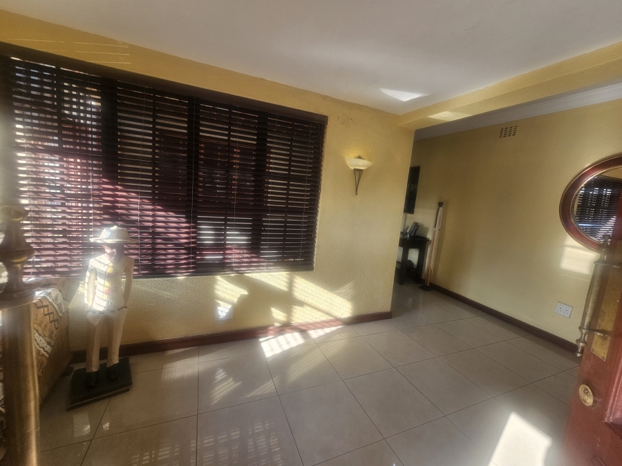 4 Bedroom Property for Sale in Selcourt Gauteng