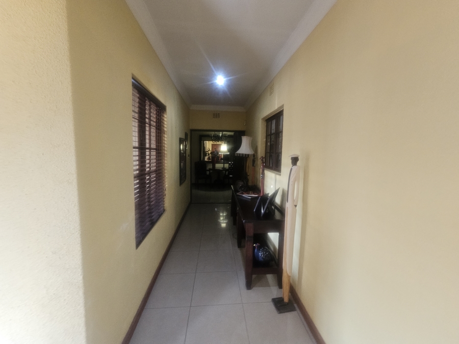 4 Bedroom Property for Sale in Selcourt Gauteng