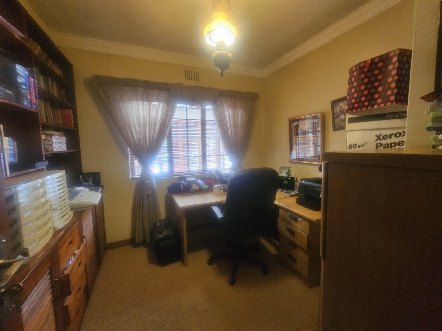 4 Bedroom Property for Sale in Selcourt Gauteng