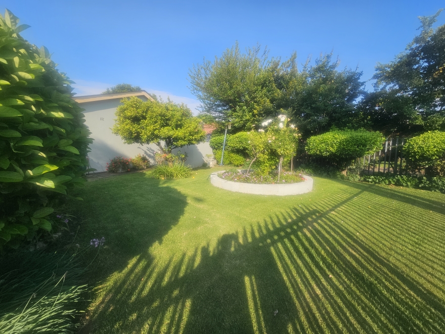 4 Bedroom Property for Sale in Selcourt Gauteng