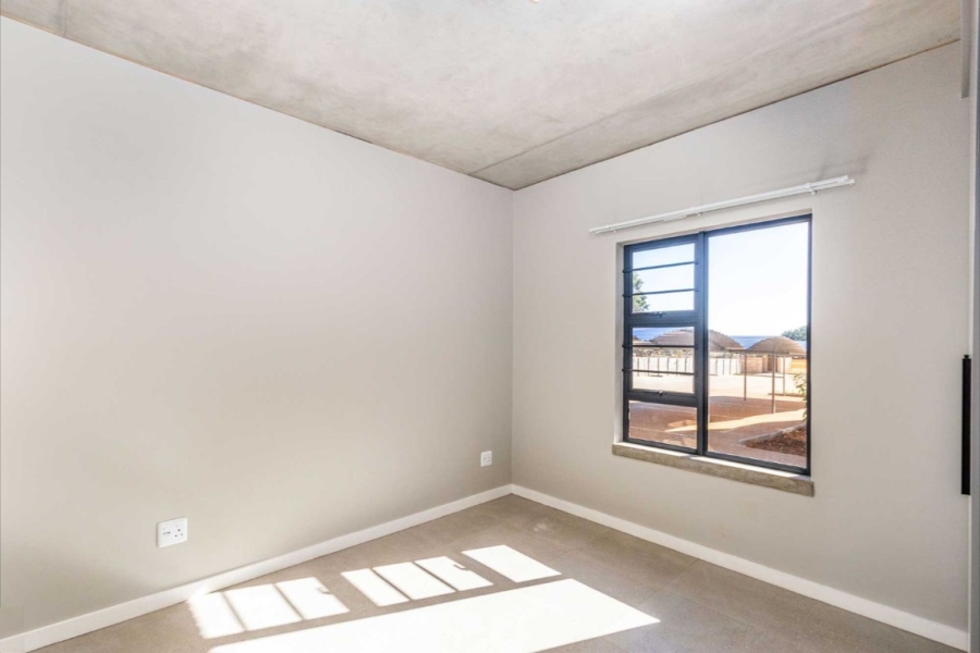 2 Bedroom Property for Sale in Lotus Gardens Gauteng