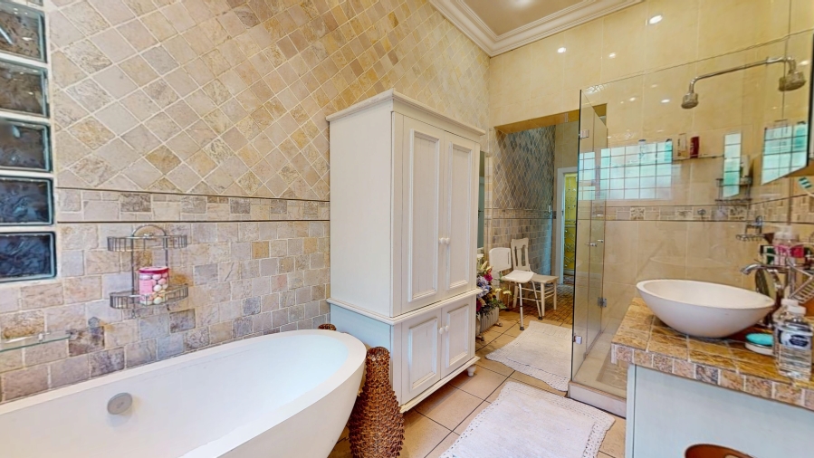 5 Bedroom Property for Sale in Lambton Gauteng