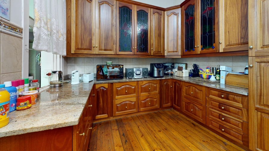 5 Bedroom Property for Sale in Lambton Gauteng