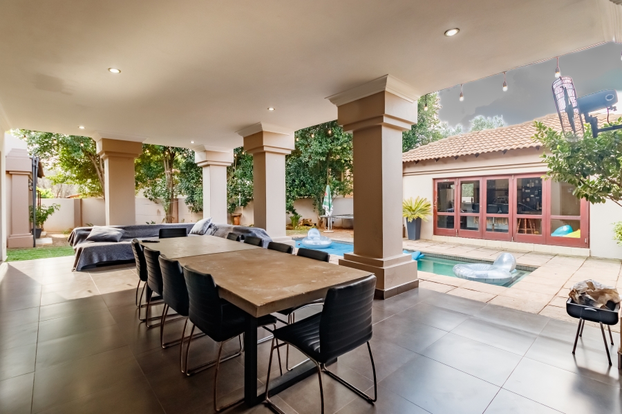 7 Bedroom Property for Sale in Midstream Estate Gauteng