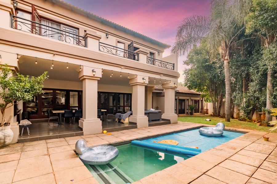 7 Bedroom Property for Sale in Midstream Estate Gauteng