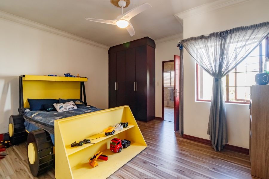 7 Bedroom Property for Sale in Midstream Estate Gauteng