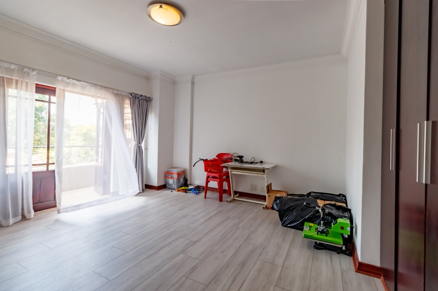 7 Bedroom Property for Sale in Midstream Estate Gauteng