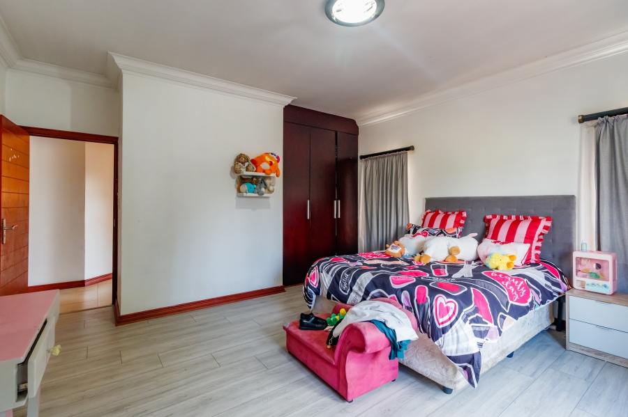 7 Bedroom Property for Sale in Midstream Estate Gauteng