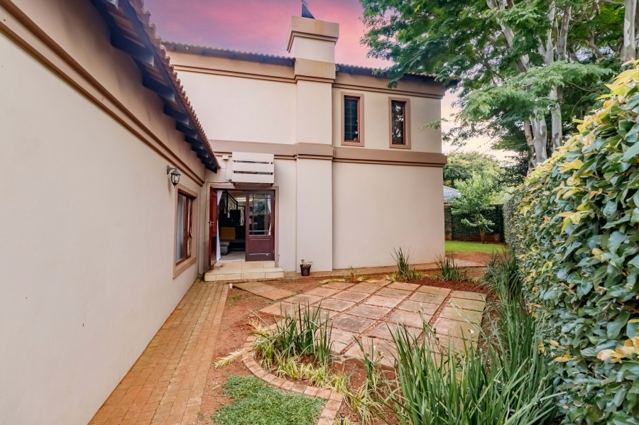 7 Bedroom Property for Sale in Midstream Estate Gauteng