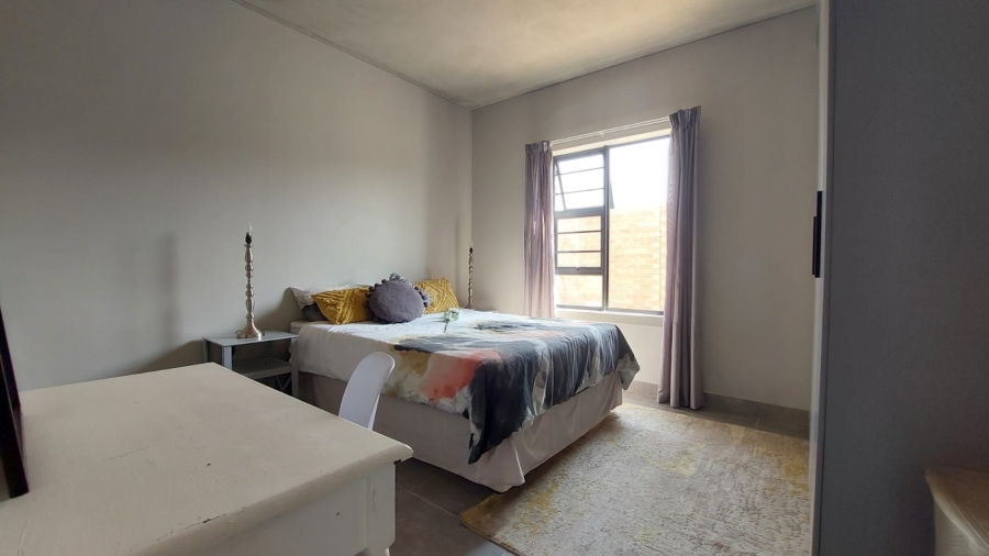 2 Bedroom Property for Sale in Lotus Gardens Gauteng