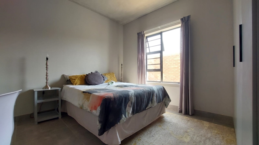 2 Bedroom Property for Sale in Lotus Gardens Gauteng