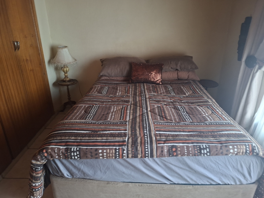 3 Bedroom Property for Sale in Dunnottar Gauteng