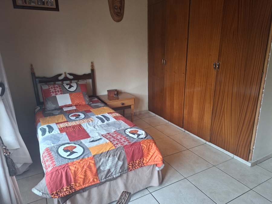 3 Bedroom Property for Sale in Dunnottar Gauteng