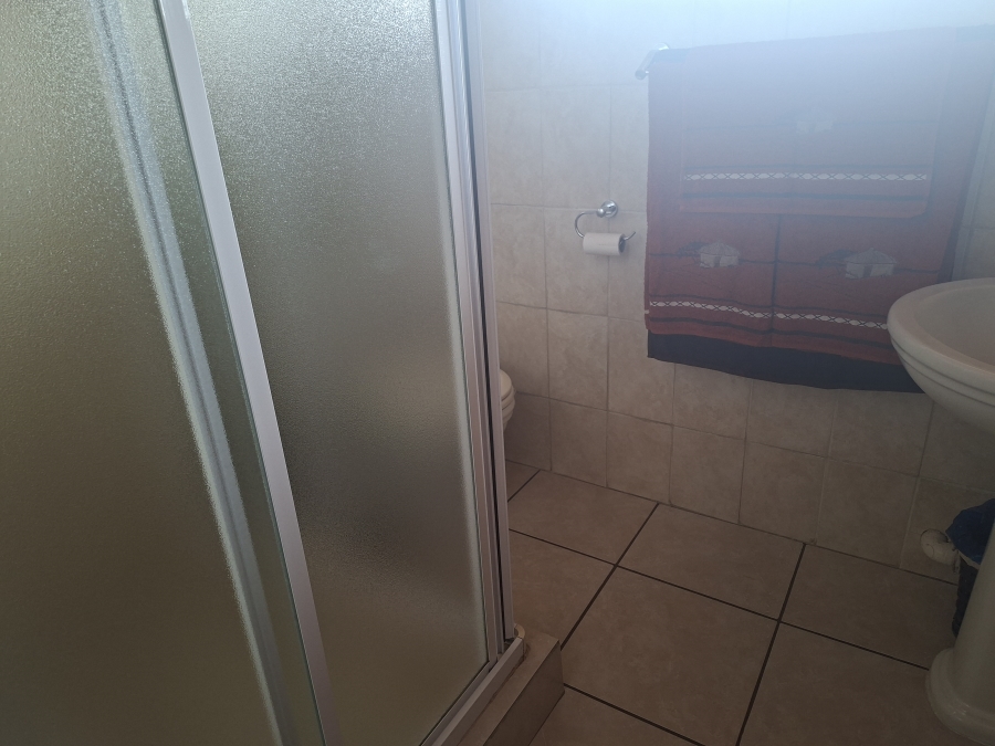 3 Bedroom Property for Sale in Dunnottar Gauteng