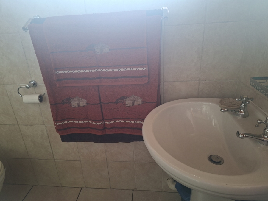 3 Bedroom Property for Sale in Dunnottar Gauteng