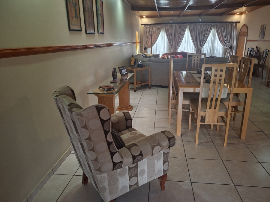 3 Bedroom Property for Sale in Dunnottar Gauteng