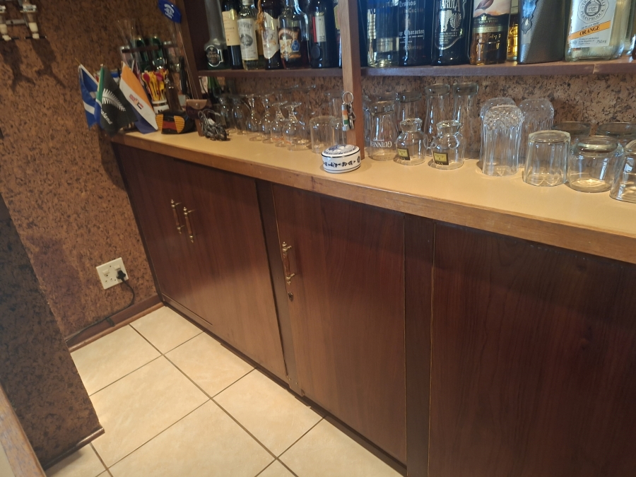 3 Bedroom Property for Sale in Dunnottar Gauteng