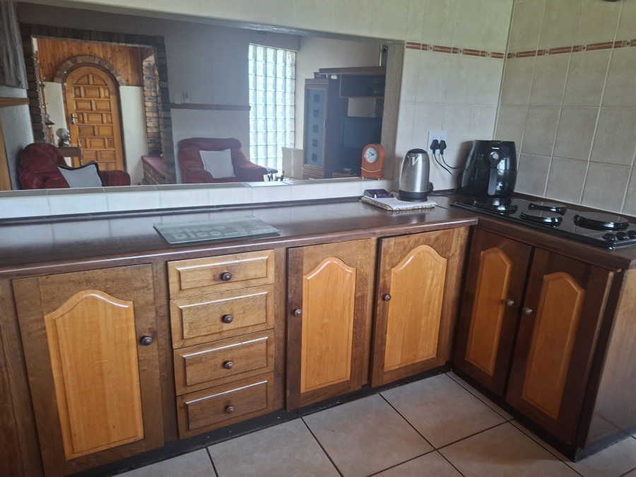 3 Bedroom Property for Sale in Dunnottar Gauteng