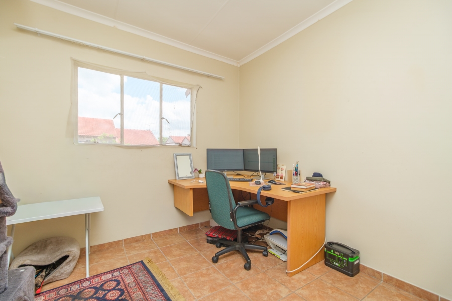 3 Bedroom Property for Sale in Noordhang Gauteng