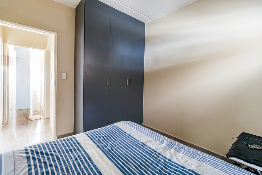 2 Bedroom Property for Sale in Vorna Valley Gauteng