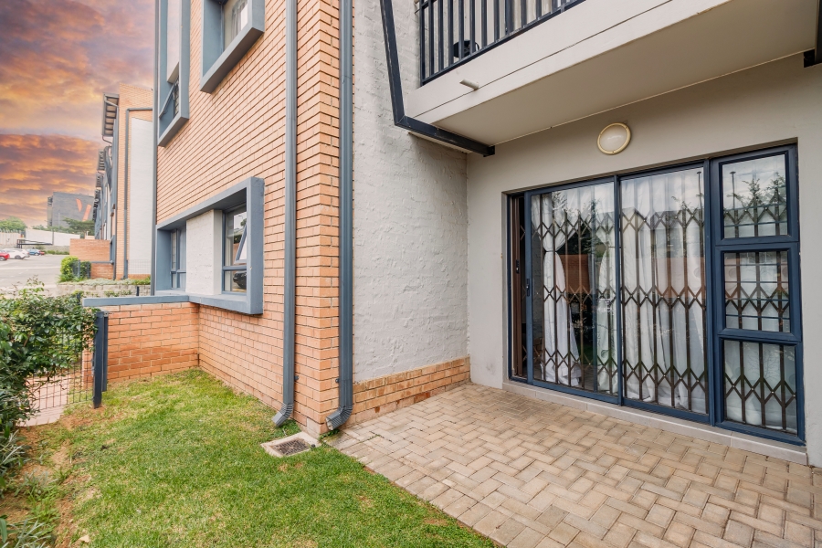 2 Bedroom Property for Sale in Vorna Valley Gauteng