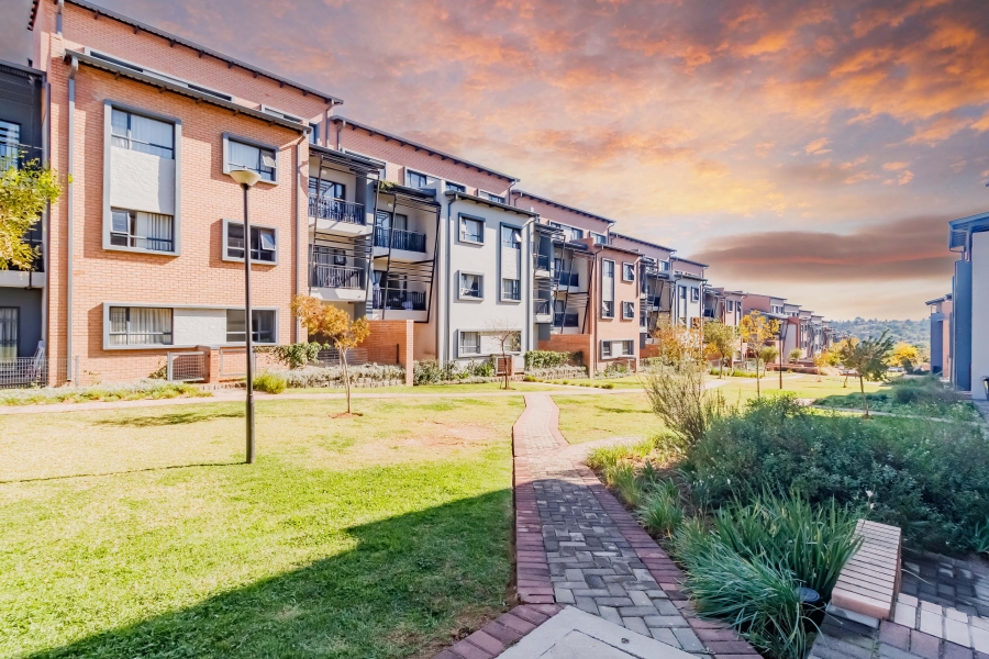 2 Bedroom Property for Sale in Vorna Valley Gauteng