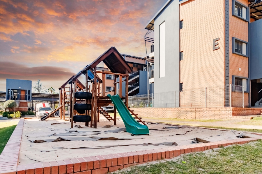 2 Bedroom Property for Sale in Vorna Valley Gauteng