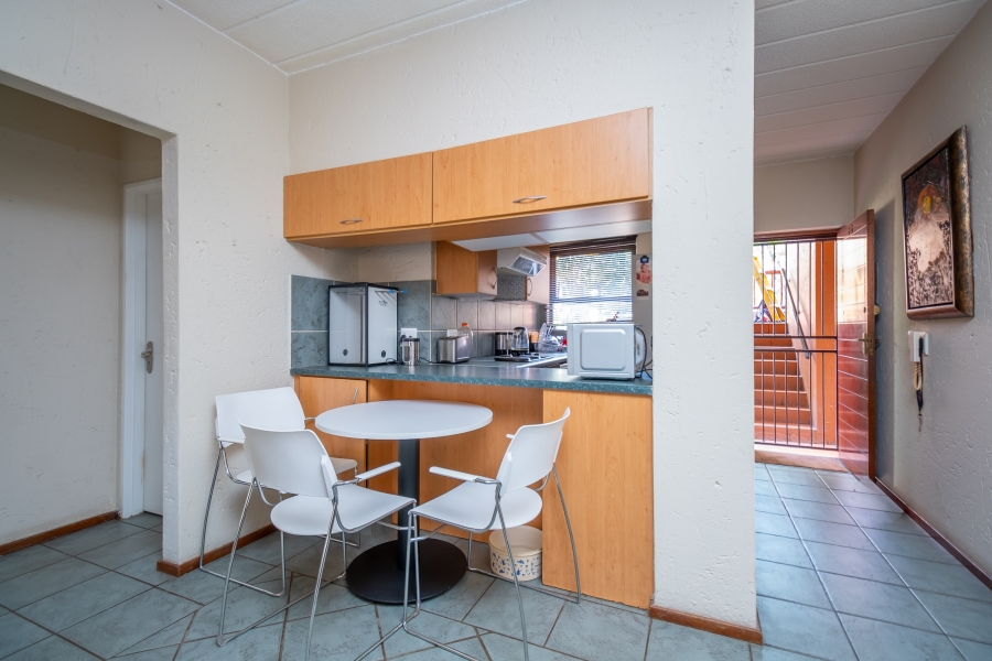 2 Bedroom Property for Sale in Douglasdale Gauteng