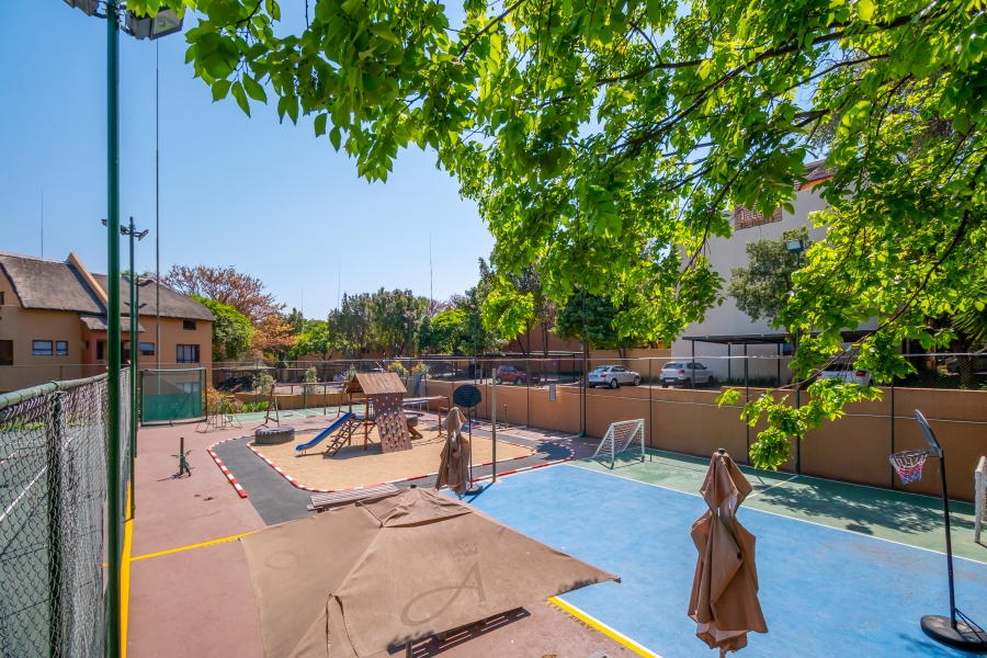 2 Bedroom Property for Sale in Douglasdale Gauteng