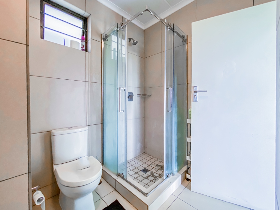 1 Bedroom Property for Sale in Carlswald Gauteng