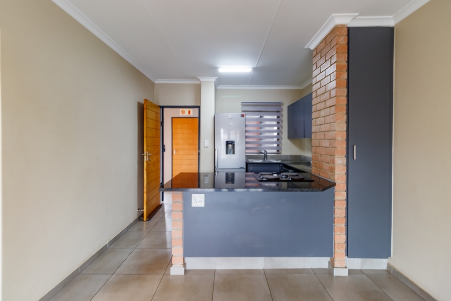 2 Bedroom Property for Sale in Vorna Valley Gauteng