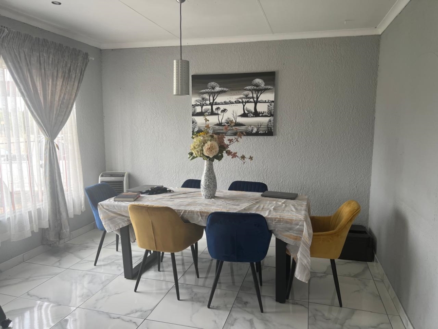 3 Bedroom Property for Sale in Struisbult Gauteng