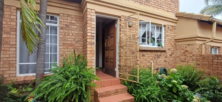 2 Bedroom Property for Sale in Moreleta Park Gauteng