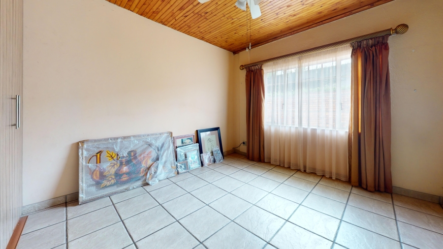 4 Bedroom Property for Sale in Witfield Gauteng