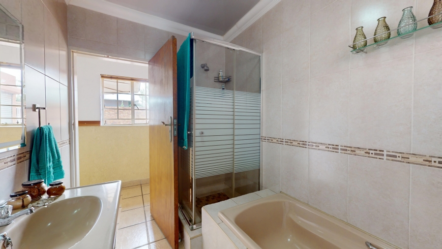 4 Bedroom Property for Sale in Witfield Gauteng