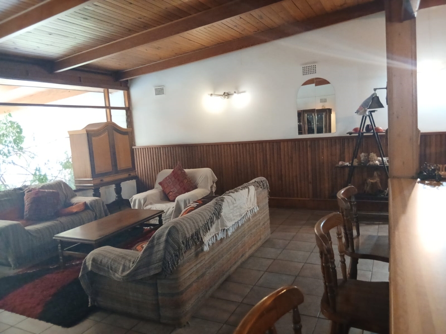 6 Bedroom Property for Sale in Lambton Gauteng