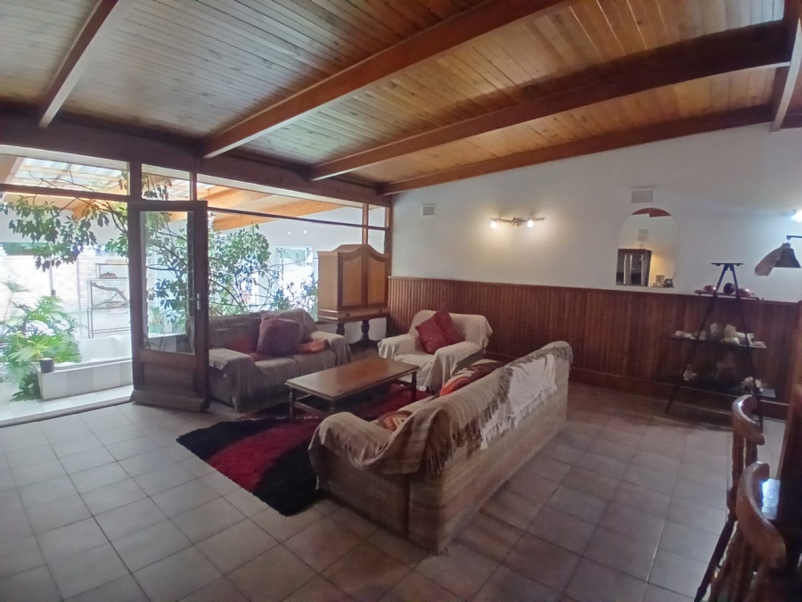 6 Bedroom Property for Sale in Lambton Gauteng